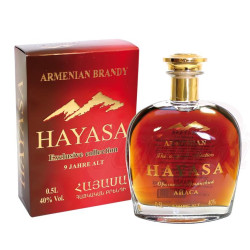 Armenischer Brandy "Hayasa" Geschenkpackung, 9 Jahre alt 40% vol. 0.5L